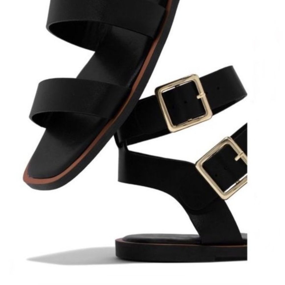 !! NEW !! Strappy Gladiator Sandals in Black - Picture 4 of 12